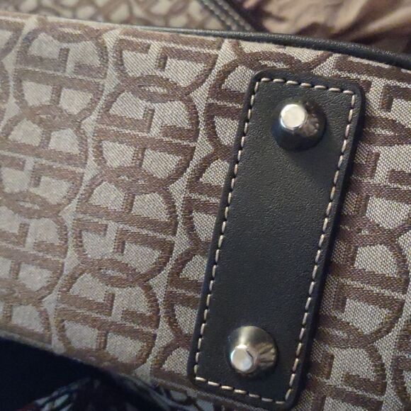 Giani Bernini Classic Brown Signature Shoulder Bag Zip Pockets Zip 10x12 - Picture 10 of 10